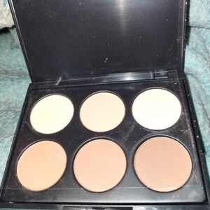 Sculpting Contour Palette with Neutral Shades